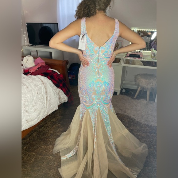 mermaid iridescent prom dress - Picture 2 of 2